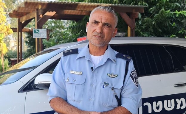 סגן ניצב יגאל בן לולו, מפקד תחנת טבריה (צילום: N12)