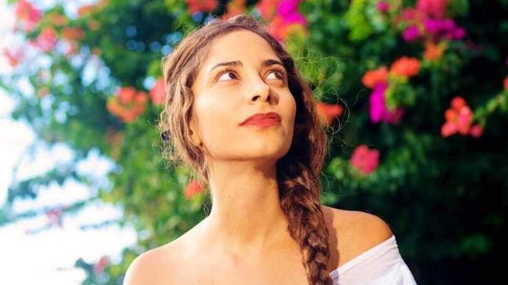 ענבר חצרוני 