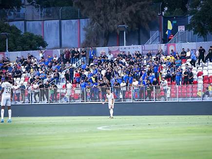 האוהדים של ריינה ציפו לשער (מאור אלקסלסי)