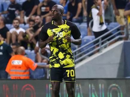 וה&quot;קרוקודיל&quot; בא רעב (צילום: דני מרון)