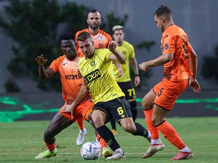 בית&quot;ר השתפרה - אבל הפריצה הגיעה אחרי ההפסקה (צילום: דני מרון)