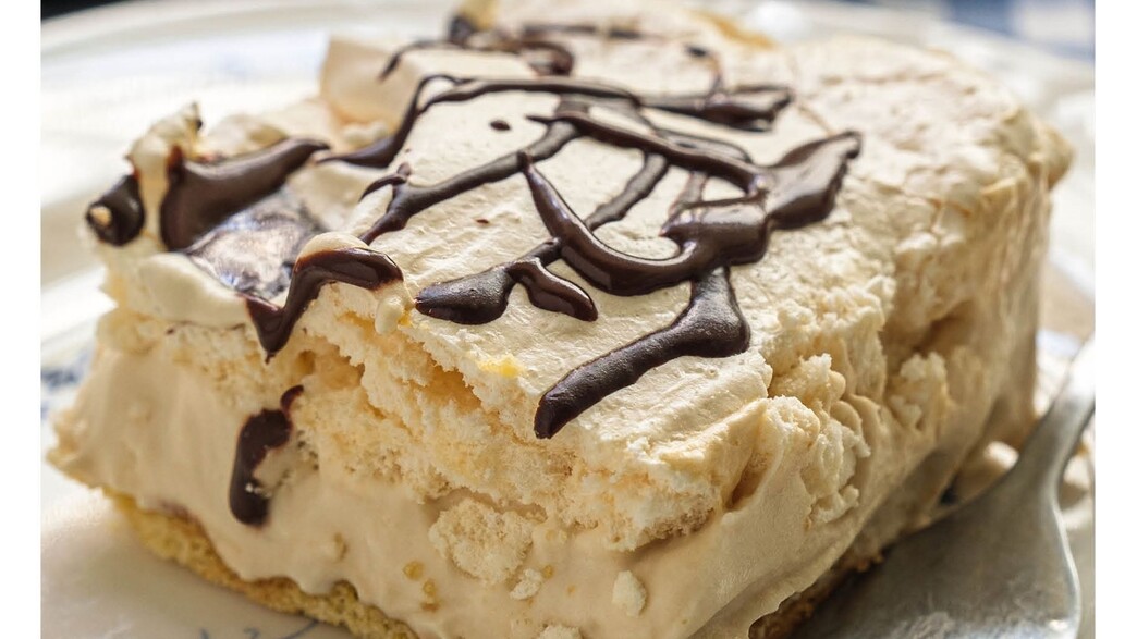 עוגת קצף וקצפת של לייזה פאנלים