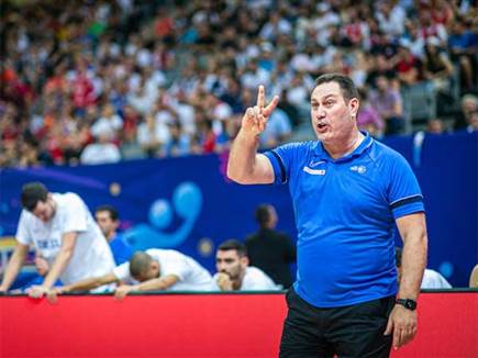 גודס. שי לו מה לקחת מהמשחק הזה (FIBA) (צילום: ספורט 5)