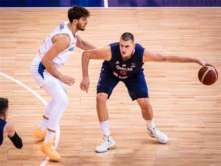 יוקיץ'. רמה אחרת לגמרי (FIBA) (צילום: ספורט 5)