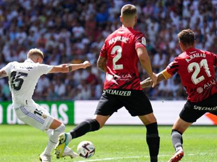 כבש שער לא נורמלי, ואלוורדה (Angel Martinez/Getty Images)