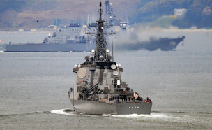 ספינת הצי המקומי (צילום: JIJI PRESS/AFP/GettyImages)