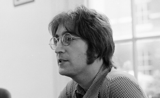 ג'ון לנון  (צילום: Michael Putland/Getty Images)