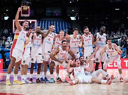 מיתולוגית (FIBA)