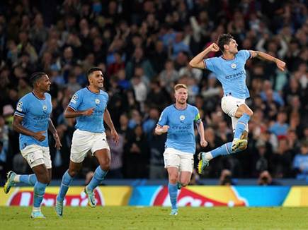 סטונס איזן עם שער גדול