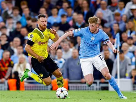 ששינה את המומנטום על הדשא באתיחאד (GETTY)