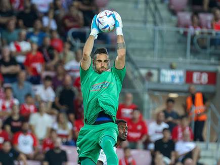 שמר על סכנין במחצית הראשונה. עמוס (דני מרון)