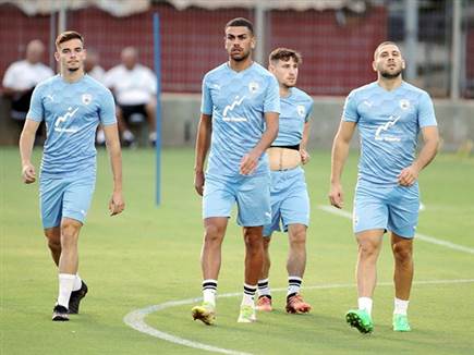 וייסמן. יכבוש מול אלבניה? (אלן שיבר)