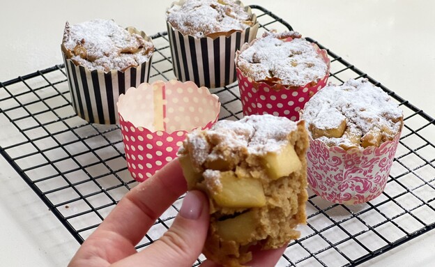 מאפינס תפוחים מוכנים ומצטננים