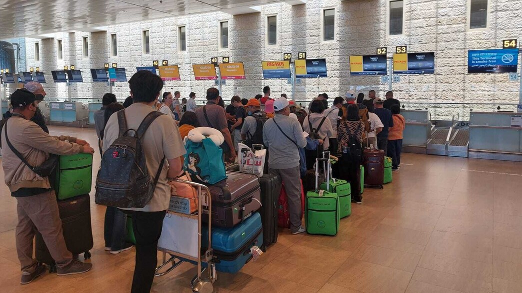 תור לדלפק הנוסעים לטורקיה בנתב"ג