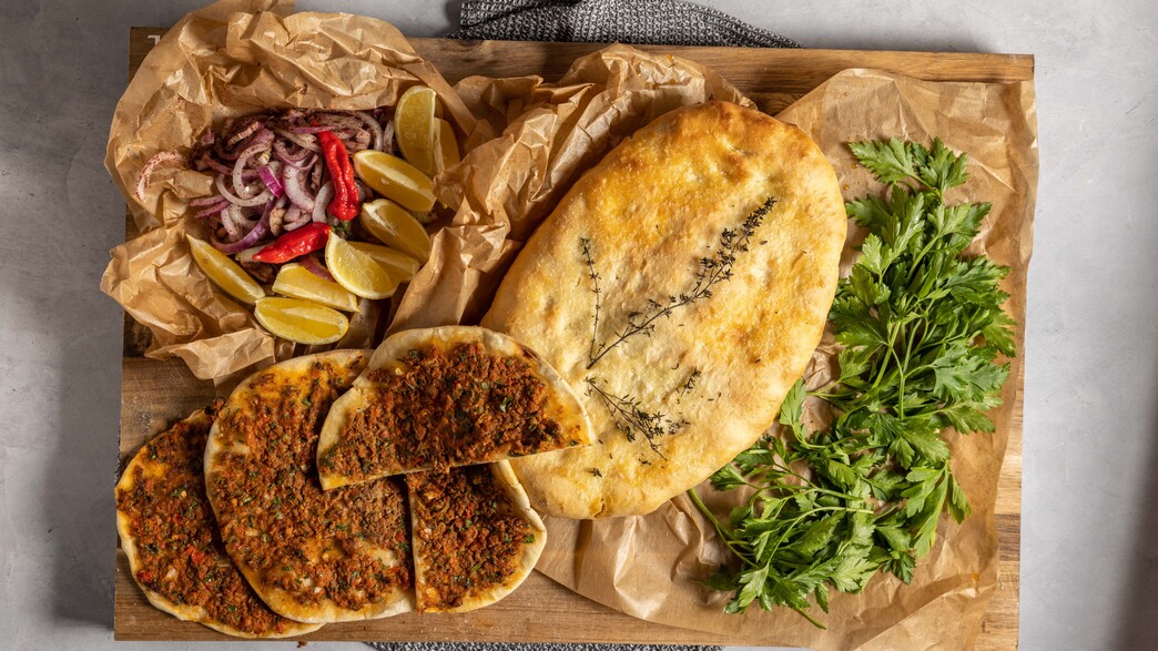 עומר שיש וגיזל ללוש - קציצות הסולטאן במבטא טורקי