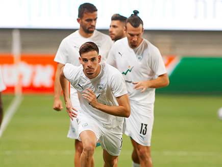 הנבחרת ידעה שזה רגע האמת שלה (צילום: אלן שיבר)