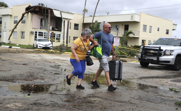 נערכים להוריקן איאן, פלורידה (צילום: ap)