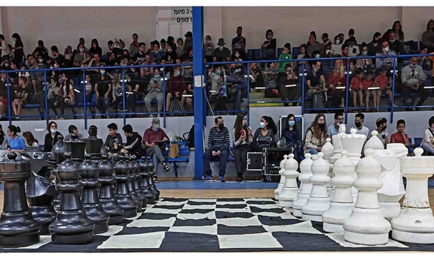 אליפות ישראל לנוער בשחמט בסביון (צילום: מרק לבשיץ)