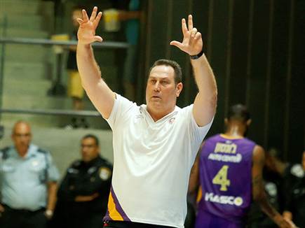 גודס. האלופה נראתה רע (אלן שיבר)