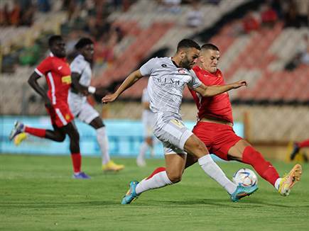 חדרה איימה (לירון מולדובן)