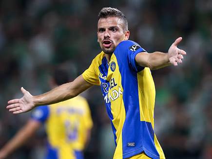 הצהובים הולכים לחשב מסלול מחדש (צילום: מאור אלקסלסי)