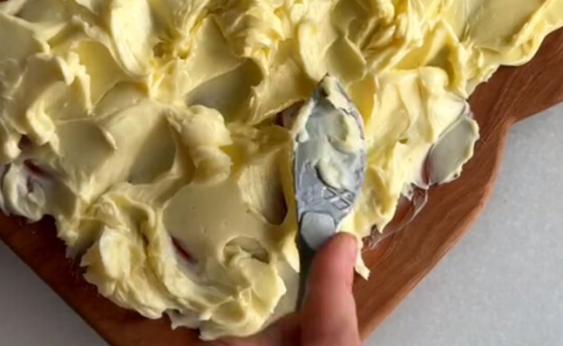 מגש חמאה (צילום: Justine Doiron, tiktok)