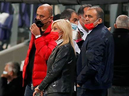 האחים ניסנוב (אלן שיבר)