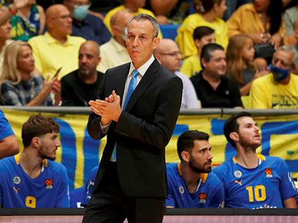 ניסוי כלים ראשון. קטש (אלן שיבר)