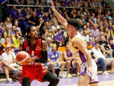 והפגין יכולות (צילום: אלן שיבר)