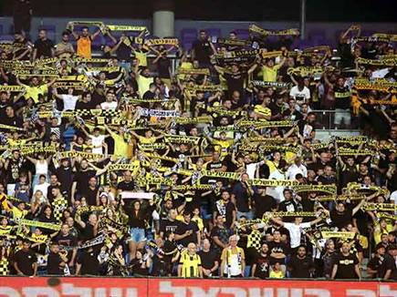 וגם עם קהל גדול (צילום: אלן שיבר)