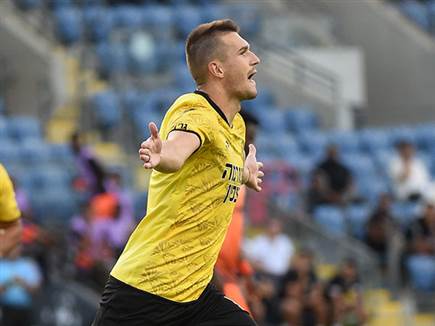 ערב שהתחיל טוב עם פנדל של זלטאנוביץ' (ברני ארדוב)