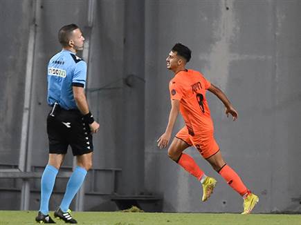 חגג שער בכורה בליגת העל. רויזמן (ברני ארדוב)