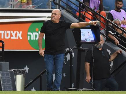 הקבוצה שלו לא ממריאה. לם (ברני ארדוב)