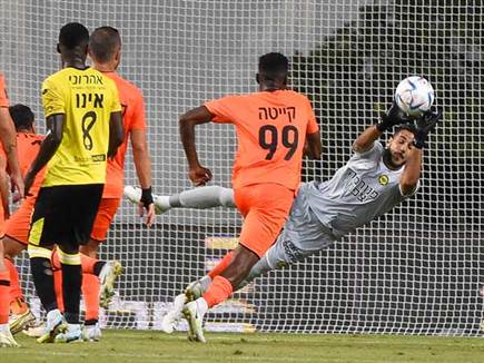 מנע מבוכה גדולה יותר. ניצן (ברני ארדוב)