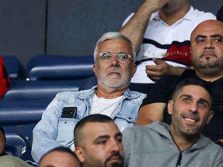 מישל דיין ביציע (דני מרון)