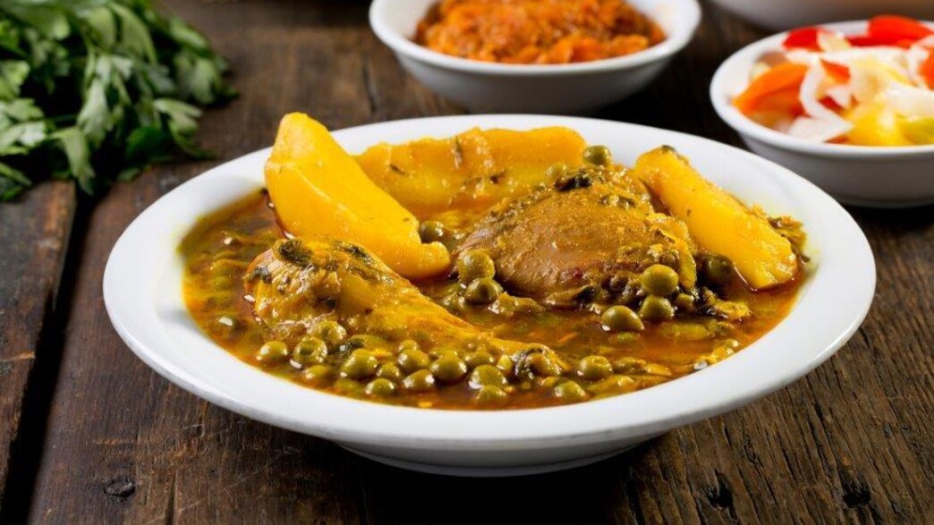 תבשיל עוף בזיל לארוחה מפסקת