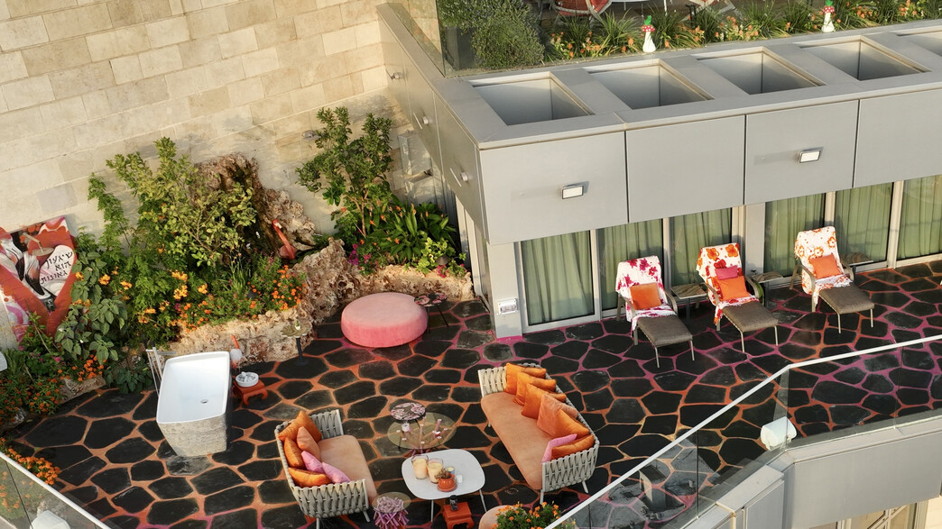 מרפסת מיכל סלע מרפסת מיכל סלע