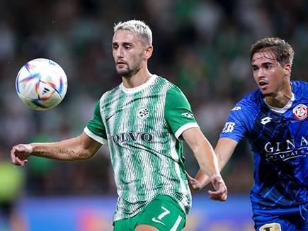 חיפה מנסה לתקוף, חדרה משחקת מאוד סגור (צילום: מאור אלקסלסי)