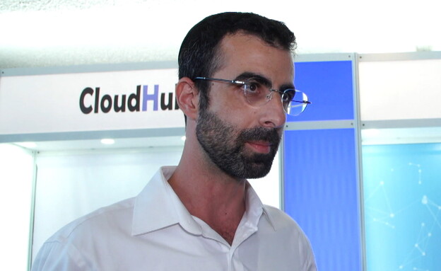 משה לוגסי, מנכ"ל חברת flycomm (צילום: חדשות 12)