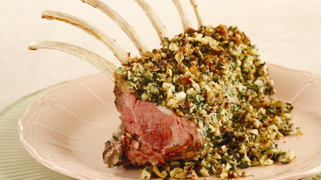 צלעות טלה בציפוי אגוזים מתובלים