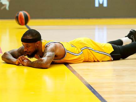 לפרקים זה לא היה נראה טוב. בראון (אלן שיבר)