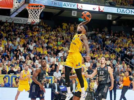 בראון מתעופף (אלן שיבר)