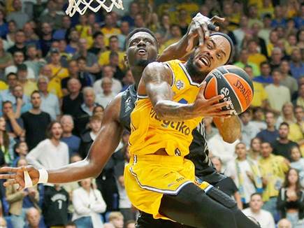 מהלכי ענק שלו (אלן שיבר)