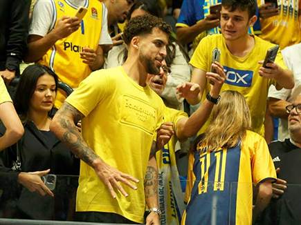 אורח מיוחד הגיע (אלן שיבר)