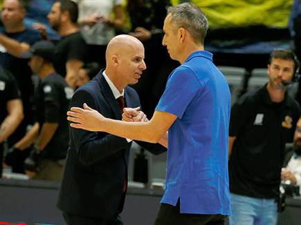 מאמני התל אביביות (אלן שיבר)