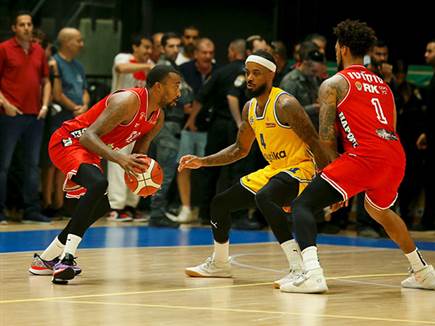 דרבי בגמר גביע ווינר (אלן שיבר)