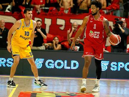 טוקוטו מנגד (אלן שיבר)