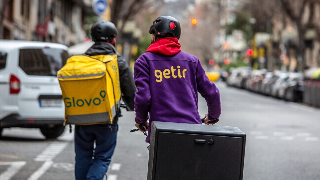 שליחים של אפליקציות משלוחים