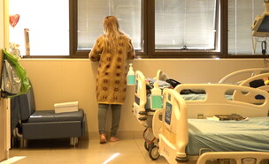 ל' מתאוששת בבית החולים שיבא (צילום: N12)