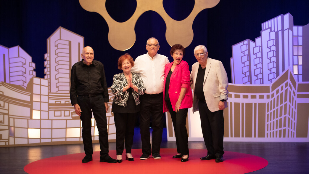 מגדלי הים התיכון קבוצתי 4 מגדלי הים התיכון קבוצתי 4